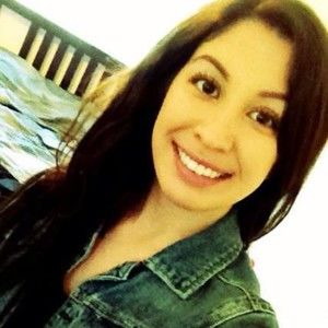 Meet your Posher, Anaiz